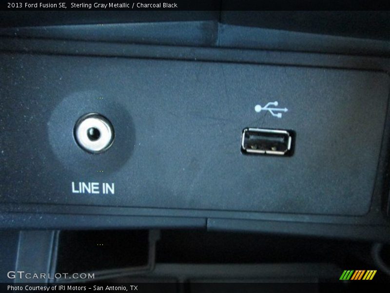 Sterling Gray Metallic / Charcoal Black 2013 Ford Fusion SE
