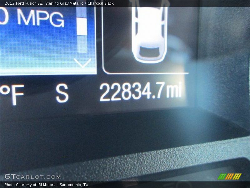 Sterling Gray Metallic / Charcoal Black 2013 Ford Fusion SE