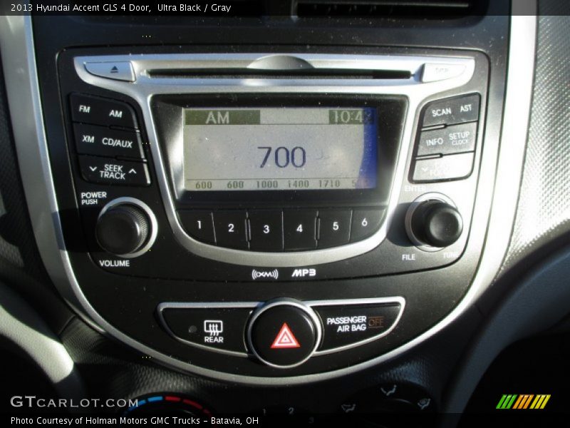 Ultra Black / Gray 2013 Hyundai Accent GLS 4 Door