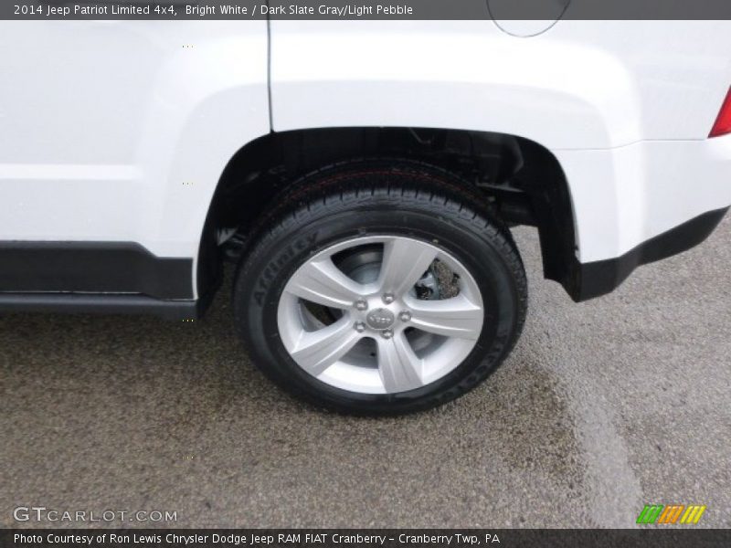 Bright White / Dark Slate Gray/Light Pebble 2014 Jeep Patriot Limited 4x4