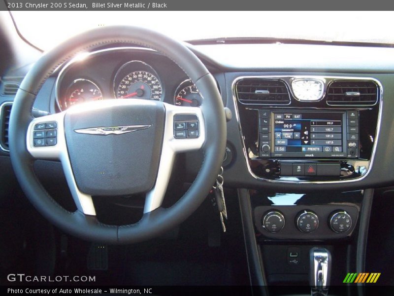 Billet Silver Metallic / Black 2013 Chrysler 200 S Sedan