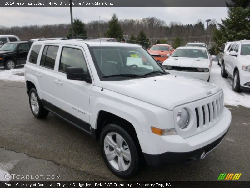 Bright White / Dark Slate Gray 2014 Jeep Patriot Sport 4x4