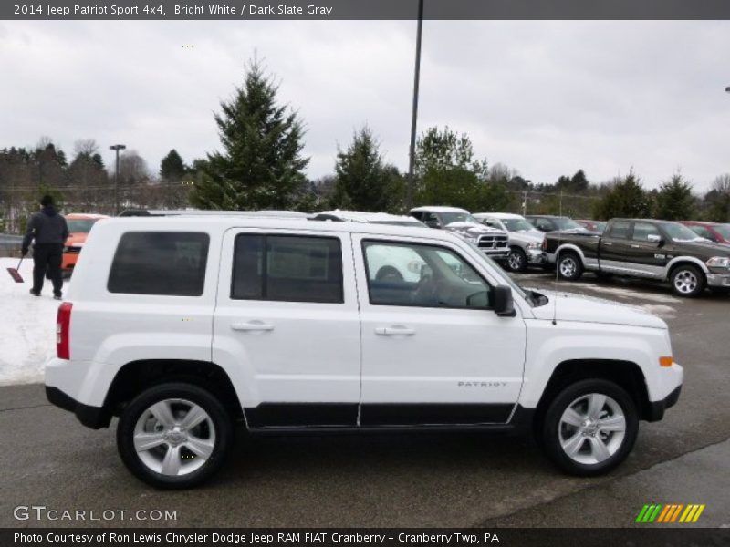 Bright White / Dark Slate Gray 2014 Jeep Patriot Sport 4x4