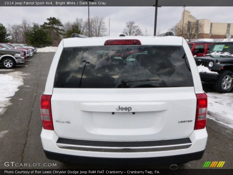 Bright White / Dark Slate Gray 2014 Jeep Patriot Sport 4x4