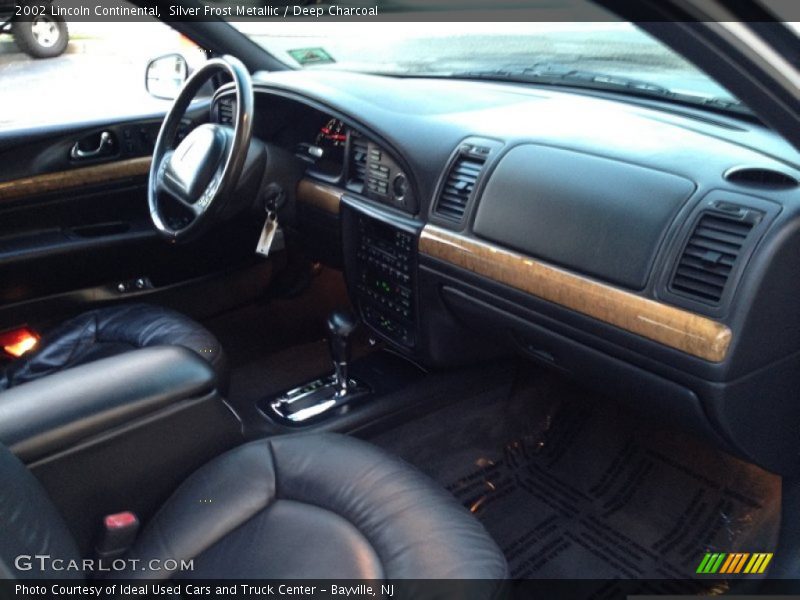 Silver Frost Metallic / Deep Charcoal 2002 Lincoln Continental