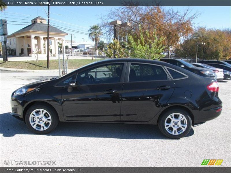 Tuxedo Black / Charcoal Black 2014 Ford Fiesta SE Sedan