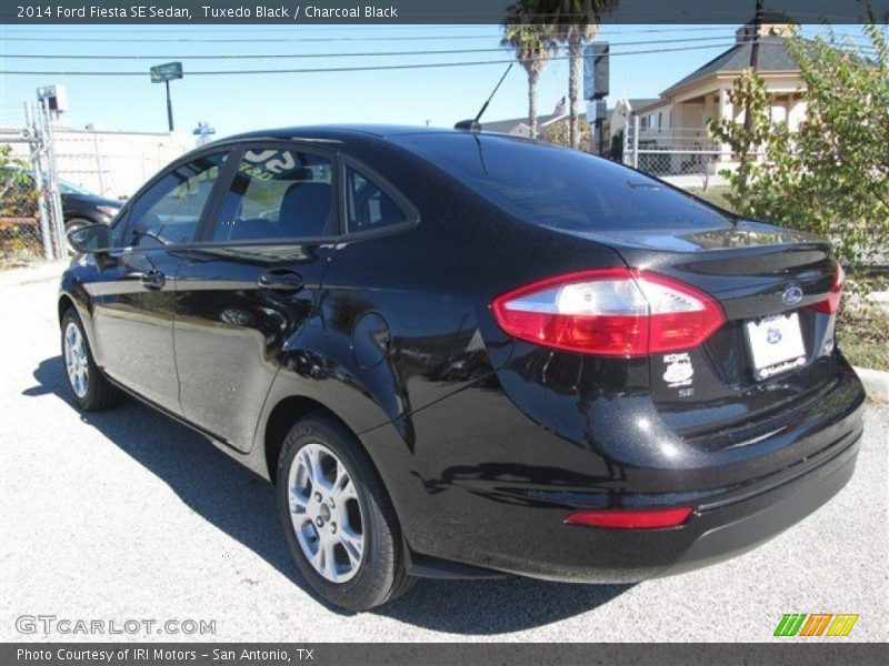 Tuxedo Black / Charcoal Black 2014 Ford Fiesta SE Sedan