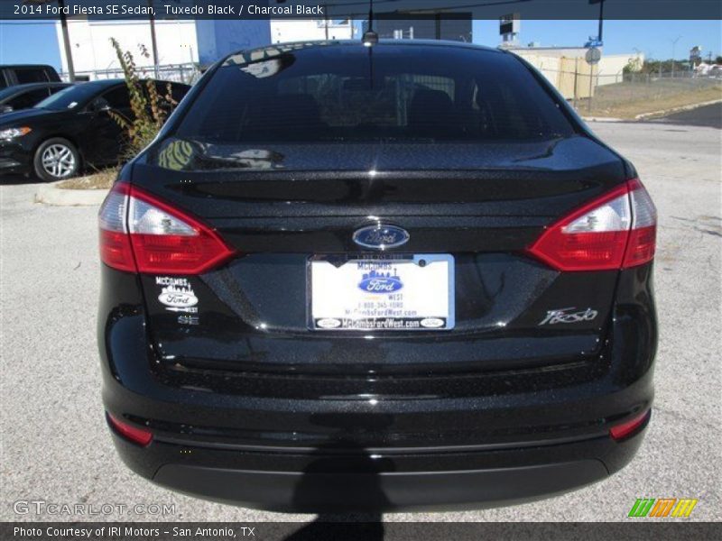 Tuxedo Black / Charcoal Black 2014 Ford Fiesta SE Sedan