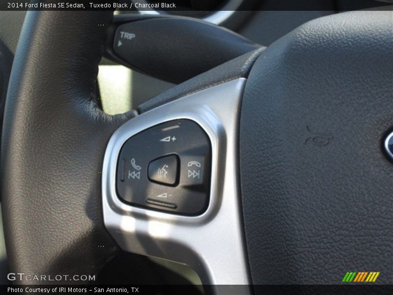 Tuxedo Black / Charcoal Black 2014 Ford Fiesta SE Sedan