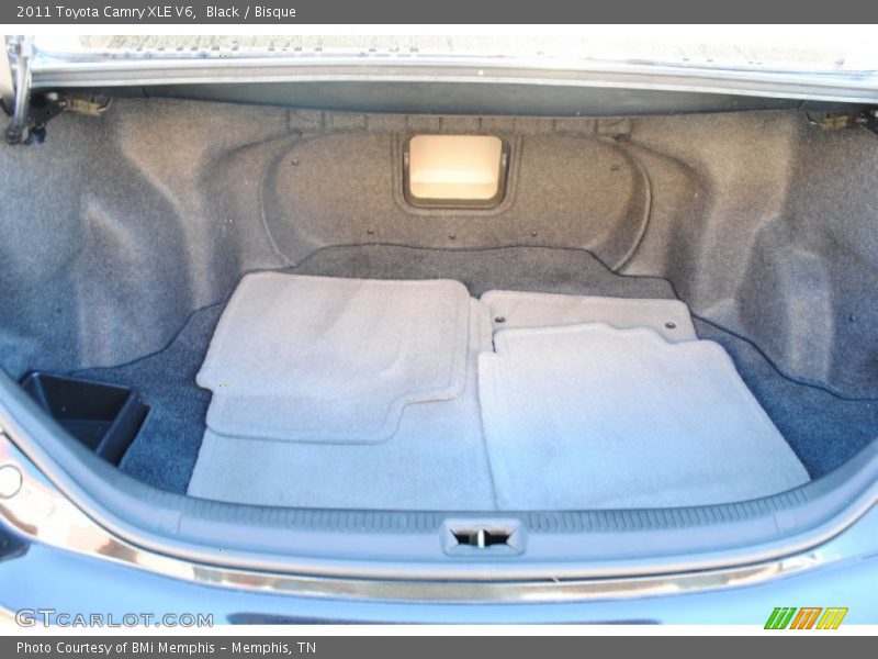 Black / Bisque 2011 Toyota Camry XLE V6