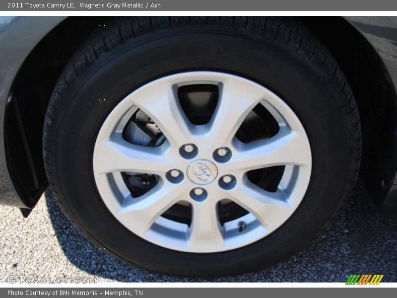 Magnetic Gray Metallic / Ash 2011 Toyota Camry LE