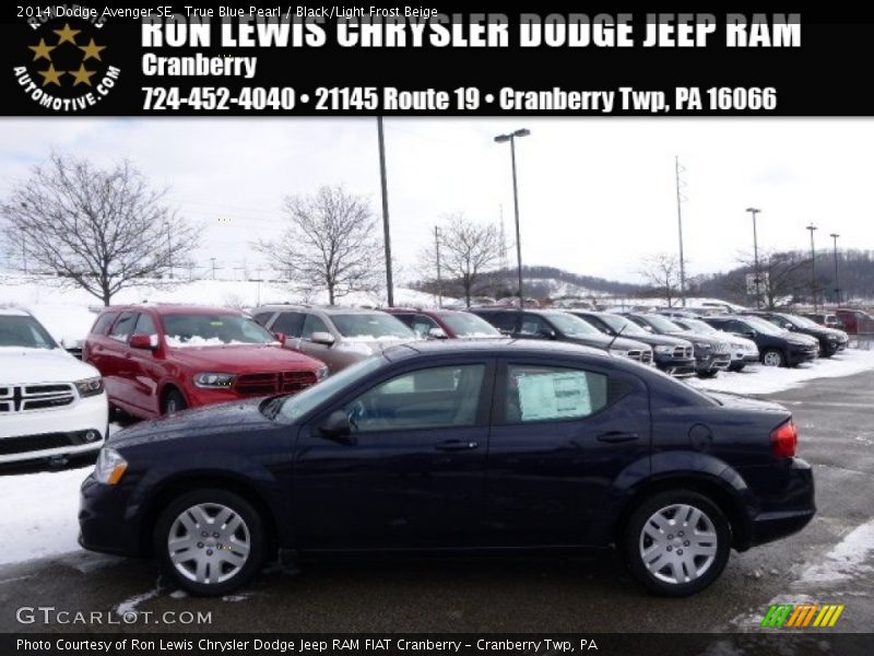 True Blue Pearl / Black/Light Frost Beige 2014 Dodge Avenger SE