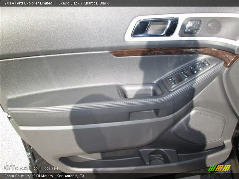 Tuxedo Black / Charcoal Black 2014 Ford Explorer Limited