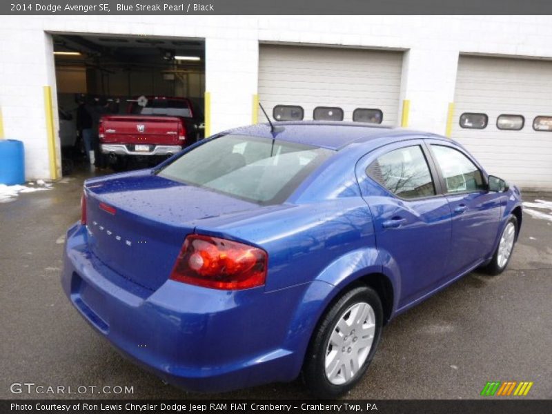 Blue Streak Pearl / Black 2014 Dodge Avenger SE