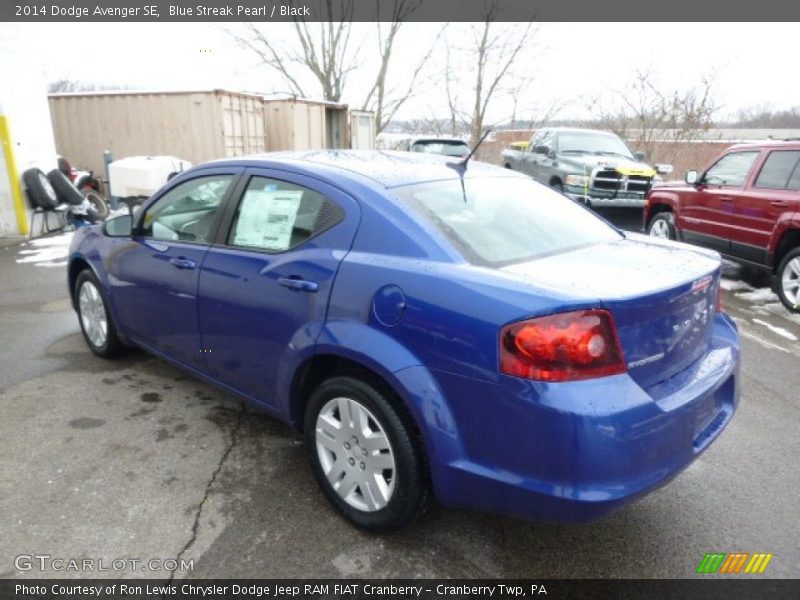 Blue Streak Pearl / Black 2014 Dodge Avenger SE