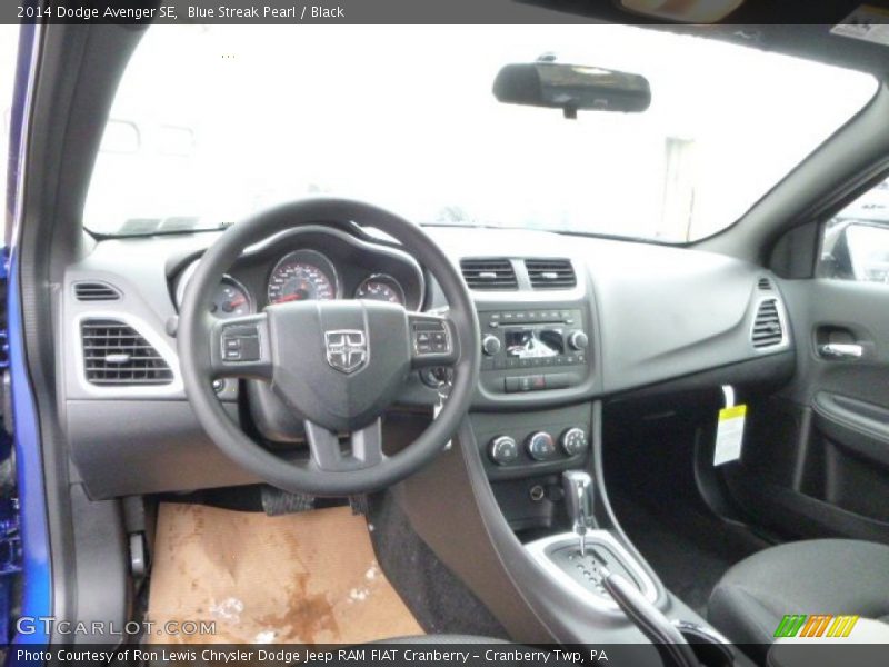 Blue Streak Pearl / Black 2014 Dodge Avenger SE