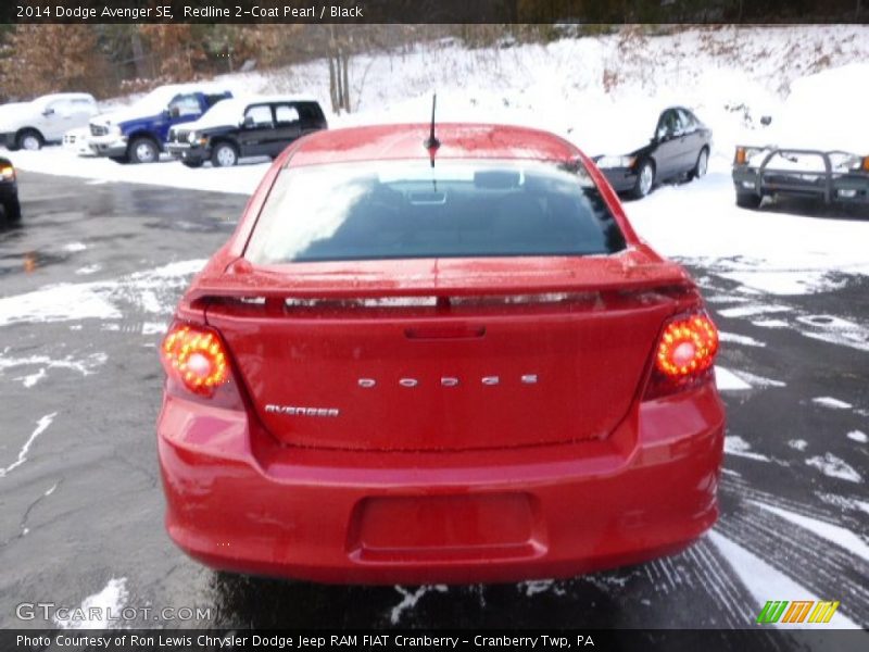 Redline 2-Coat Pearl / Black 2014 Dodge Avenger SE