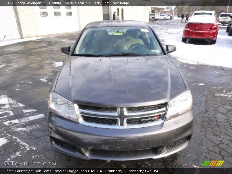 Granite Crystal Metallic / Black/Light Frost Beige 2014 Dodge Avenger SE