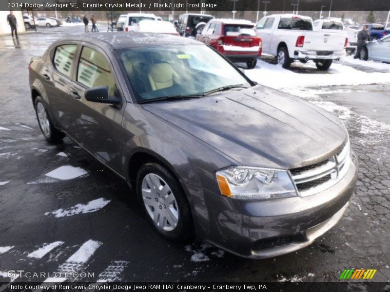 Granite Crystal Metallic / Black/Light Frost Beige 2014 Dodge Avenger SE