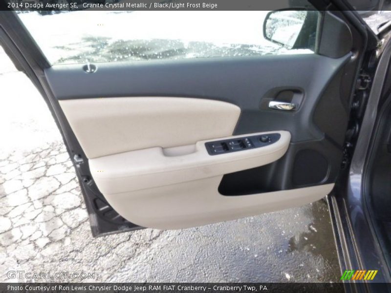Granite Crystal Metallic / Black/Light Frost Beige 2014 Dodge Avenger SE