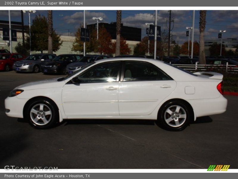 Super White / Taupe 2002 Toyota Camry LE