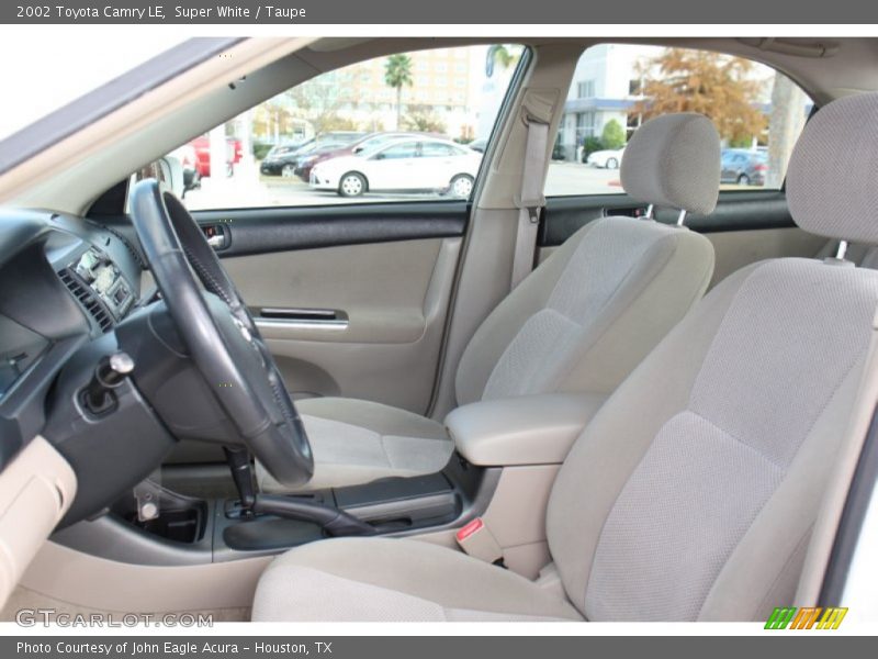 Super White / Taupe 2002 Toyota Camry LE