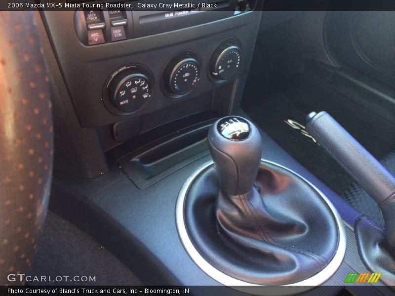 Galaxy Gray Metallic / Black 2006 Mazda MX-5 Miata Touring Roadster