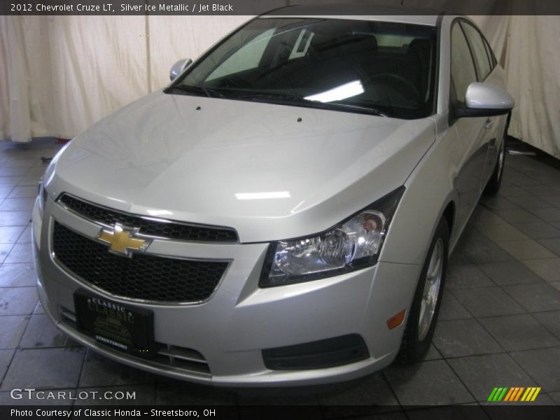 Silver Ice Metallic / Jet Black 2012 Chevrolet Cruze LT