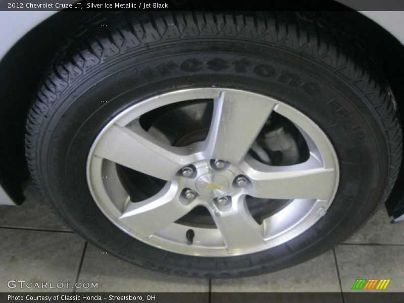 Silver Ice Metallic / Jet Black 2012 Chevrolet Cruze LT