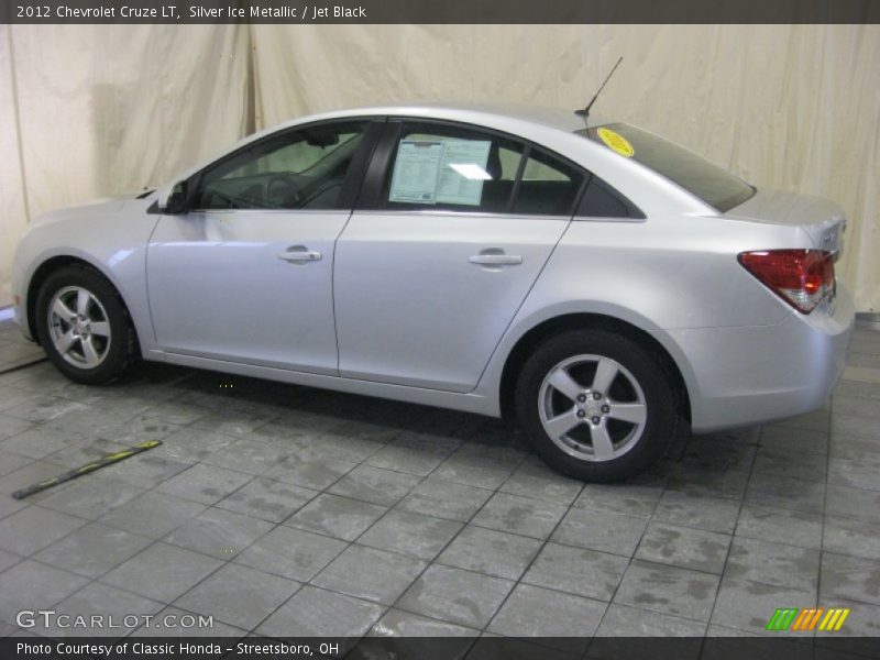 Silver Ice Metallic / Jet Black 2012 Chevrolet Cruze LT