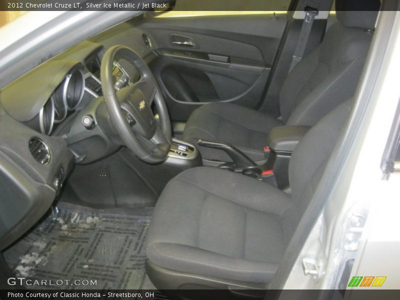 Silver Ice Metallic / Jet Black 2012 Chevrolet Cruze LT