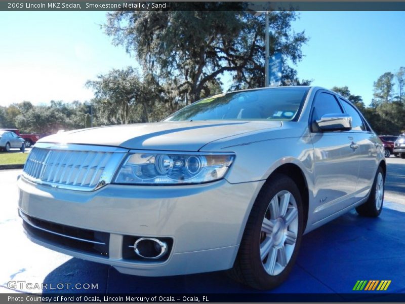 Front 3/4 View of 2009 MKZ Sedan