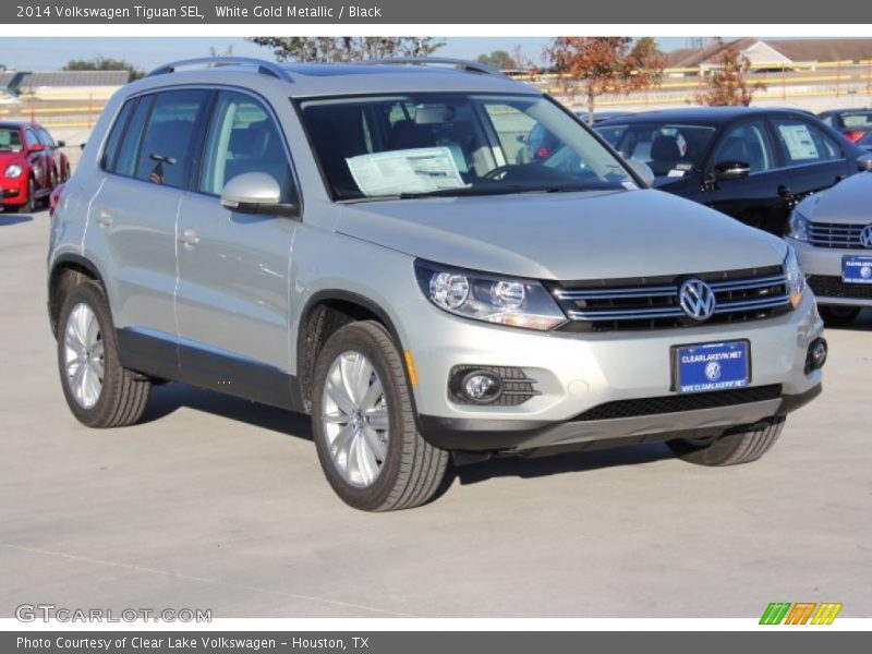 White Gold Metallic / Black 2014 Volkswagen Tiguan SEL