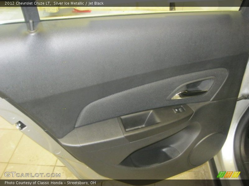 Silver Ice Metallic / Jet Black 2012 Chevrolet Cruze LT