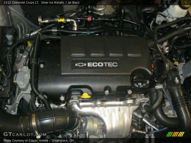 Silver Ice Metallic / Jet Black 2012 Chevrolet Cruze LT