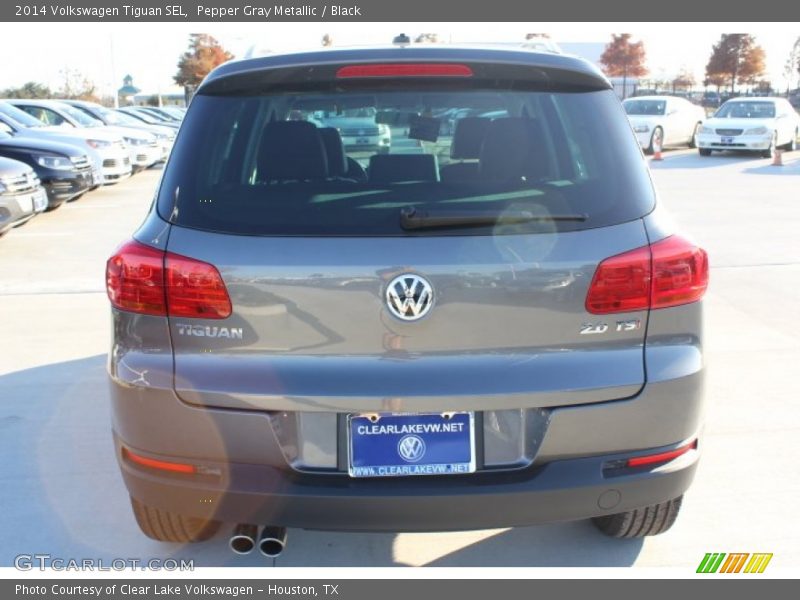 Pepper Gray Metallic / Black 2014 Volkswagen Tiguan SEL