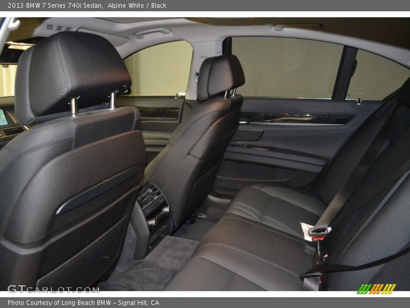 Alpine White / Black 2013 BMW 7 Series 740i Sedan