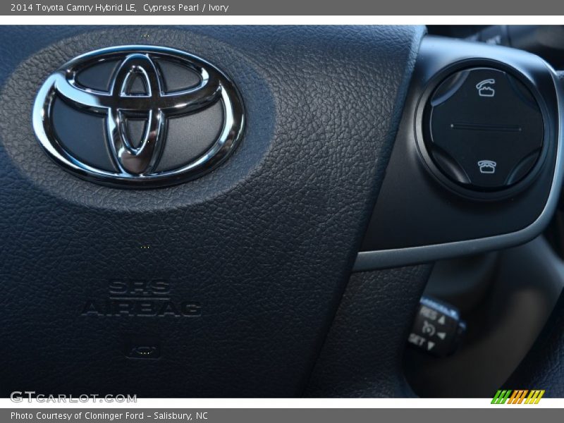 Cypress Pearl / Ivory 2014 Toyota Camry Hybrid LE