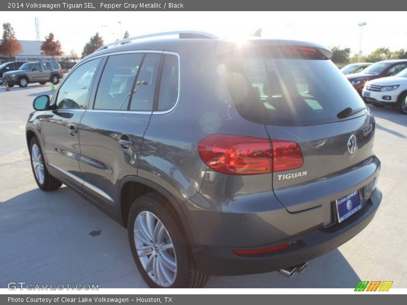 Pepper Gray Metallic / Black 2014 Volkswagen Tiguan SEL