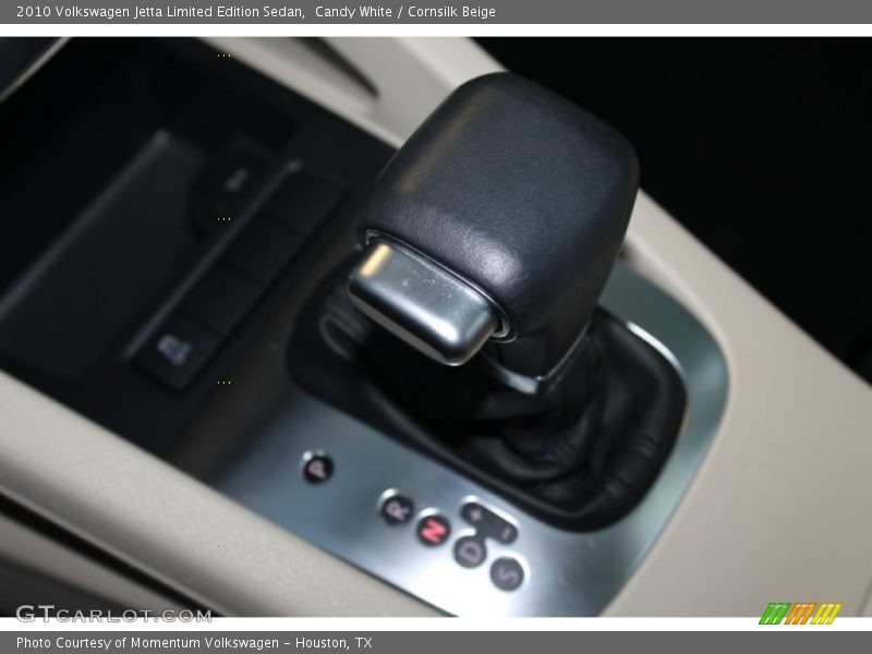 Candy White / Cornsilk Beige 2010 Volkswagen Jetta Limited Edition Sedan