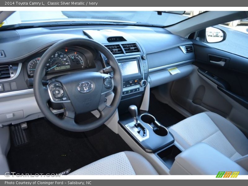 Classic Silver Metallic / Ivory 2014 Toyota Camry L