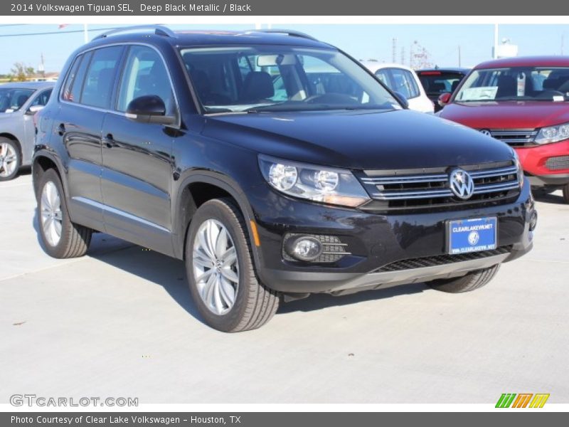 Deep Black Metallic / Black 2014 Volkswagen Tiguan SEL