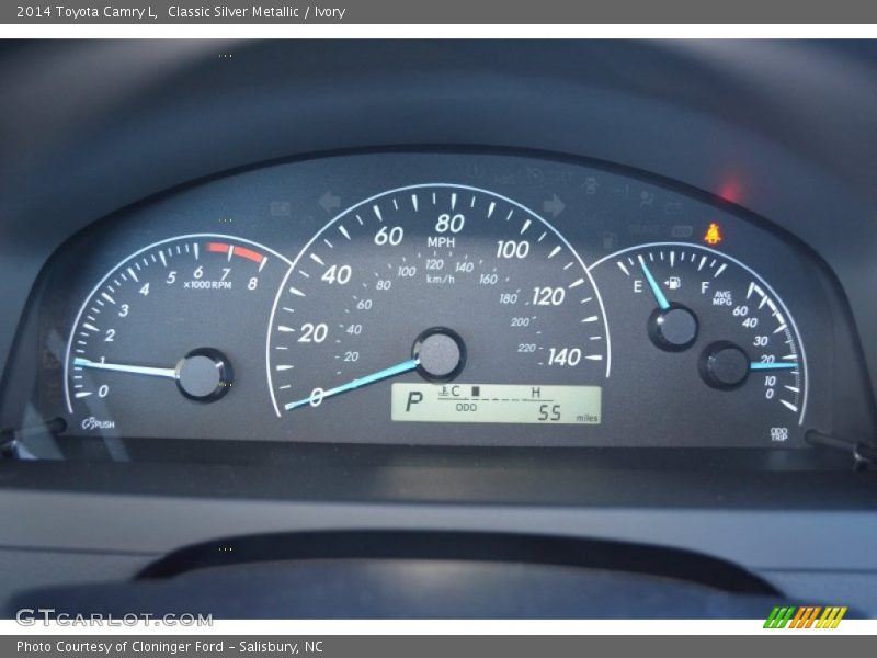 Classic Silver Metallic / Ivory 2014 Toyota Camry L