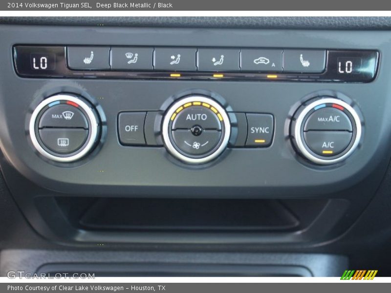 Deep Black Metallic / Black 2014 Volkswagen Tiguan SEL