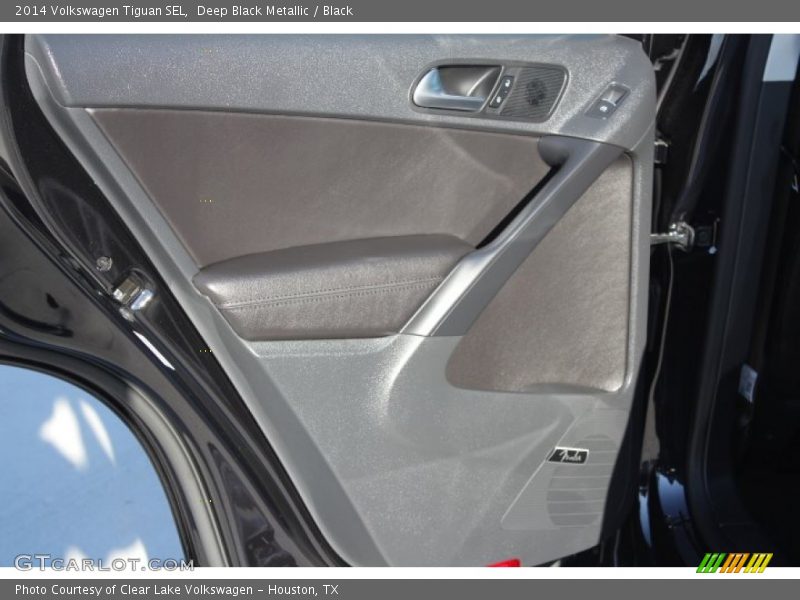 Deep Black Metallic / Black 2014 Volkswagen Tiguan SEL