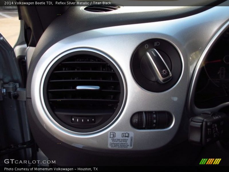 Reflex Silver Metallic / Titan Black 2014 Volkswagen Beetle TDI