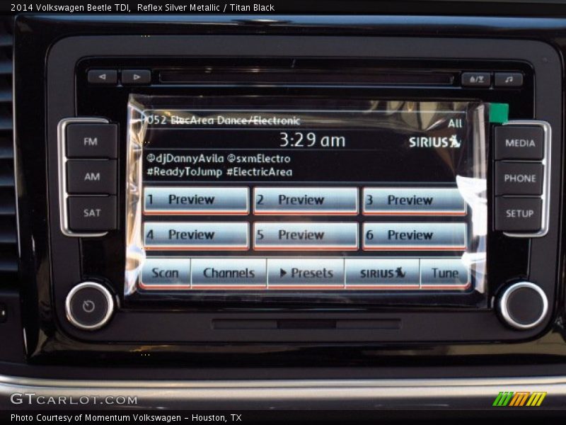 Reflex Silver Metallic / Titan Black 2014 Volkswagen Beetle TDI