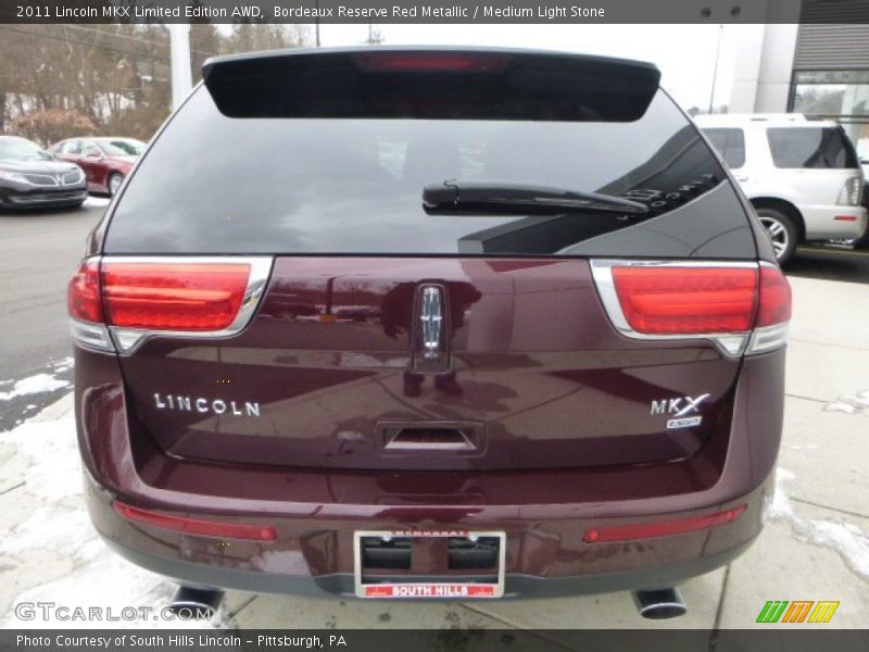 Bordeaux Reserve Red Metallic / Medium Light Stone 2011 Lincoln MKX Limited Edition AWD