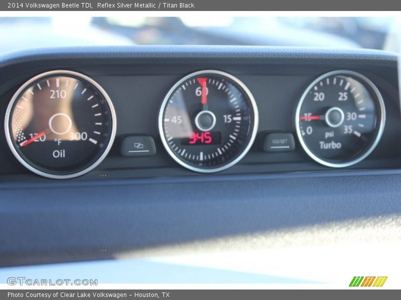 Reflex Silver Metallic / Titan Black 2014 Volkswagen Beetle TDI