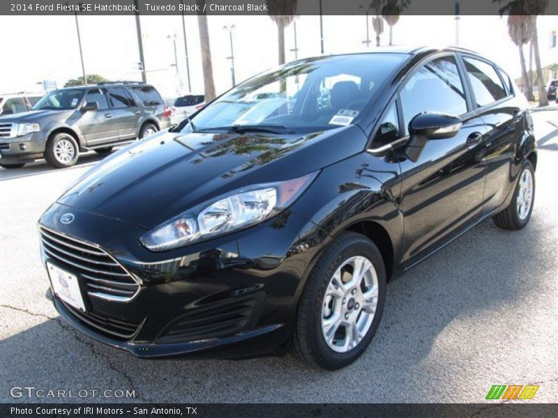 Tuxedo Black / Charcoal Black 2014 Ford Fiesta SE Hatchback